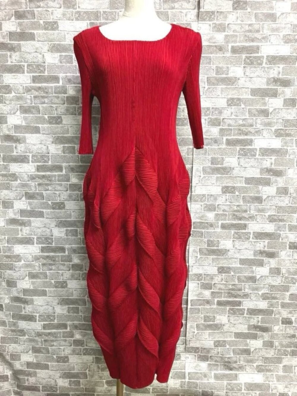 Issey Miyake Red Sculptural Pleated Leaf Dress Fits M